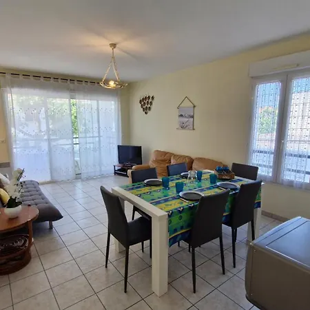 - Avec Emplacement Ideal - Terrasse - Garage Privatif *