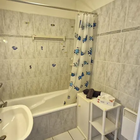 - Avec Emplacement Ideal - Terrasse - Garage Privatif Apartment *