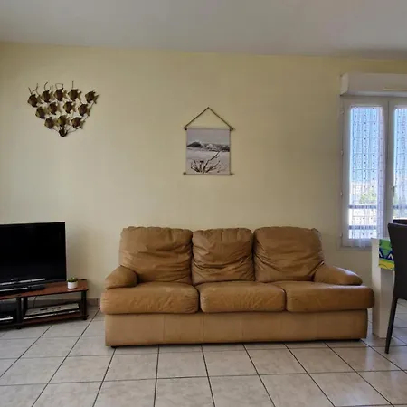 - Avec Emplacement Ideal - Terrasse - Garage Privatif Royan