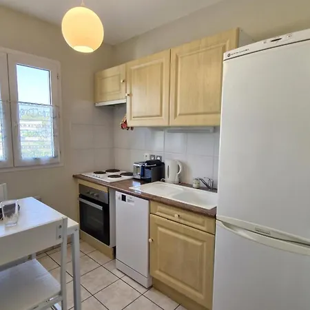 - Avec Emplacement Ideal - Terrasse - Garage Privatif * Royan