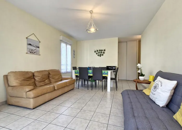 - Avec Emplacement Ideal - Terrasse - Garage Privatif *